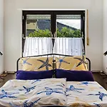 Haus Schlossgarten Holiday home Hinte