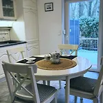 בית נופש Haus Schlossgarten